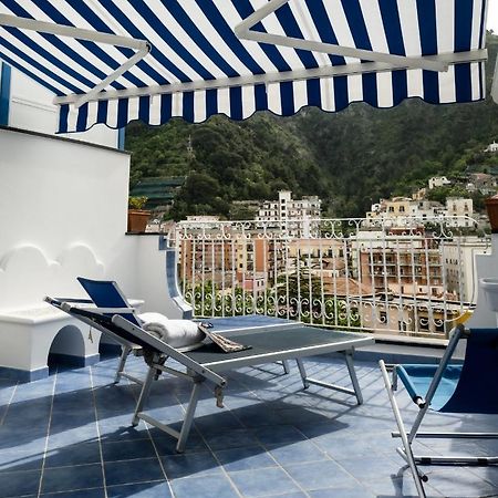 Libeccio - Apartment With Terrace And Sea View Maiori Exterior foto
